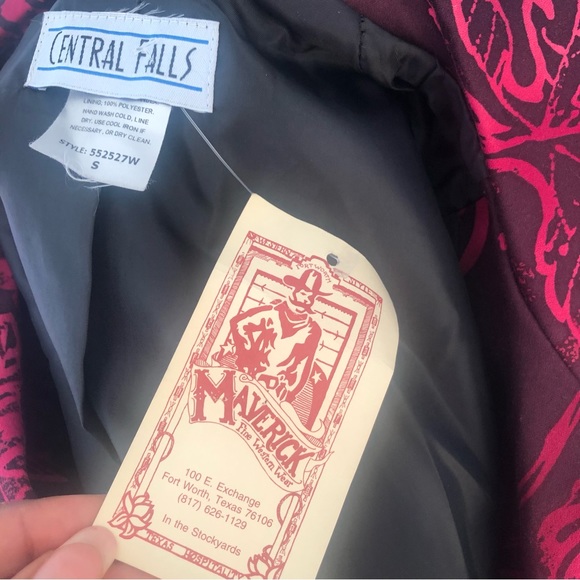 Central falls red(hot pink) and black floral trench coat. Size S - Picture 10 of 10